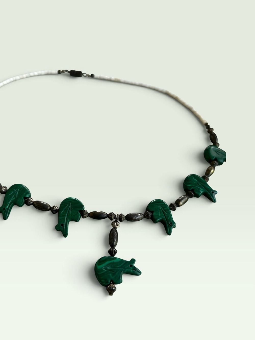 Vintage Zuni Style Carved Bear Fetish Necklace